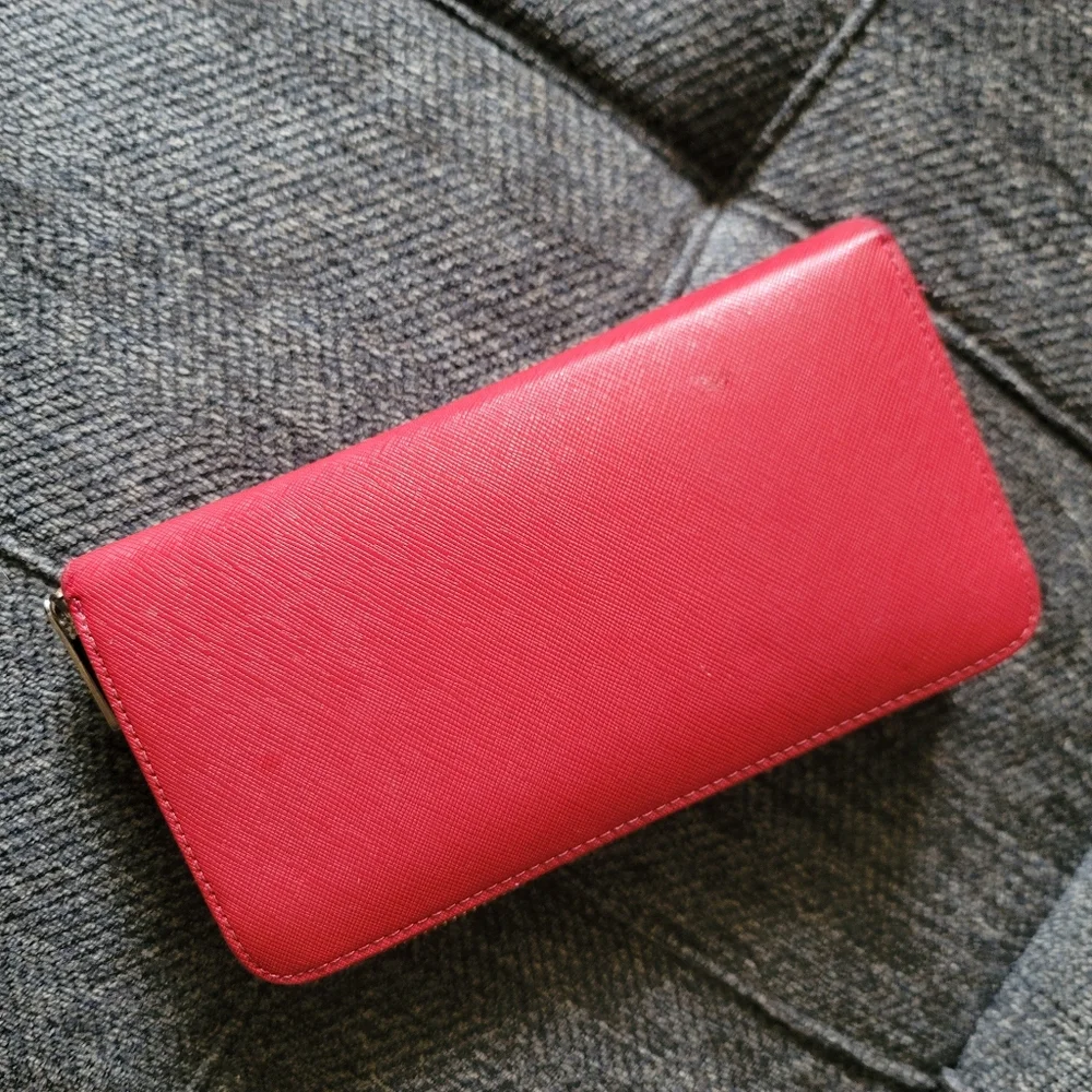 Michael Kors Jet Set Travel Continental Red Leather Wallet